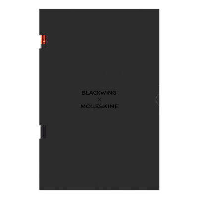 Набір Moleskine x Blackwing / 2 зошита Cahier неліновані + 2 олівця B